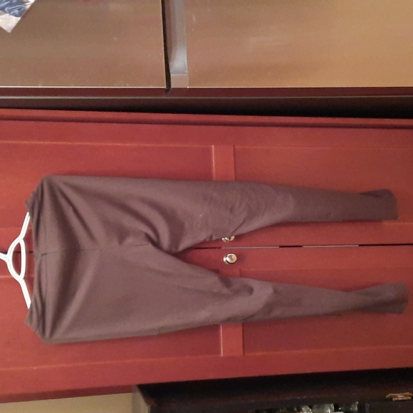 Pants - Picture 5 of 6